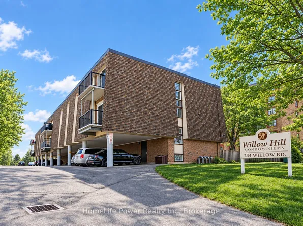 234 Willow Rd #207, Guelph, ON N1H 7C6