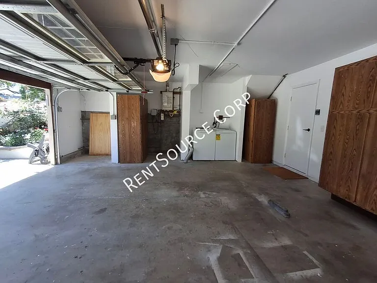 26421 Torrey Pines Dr — Photo 35