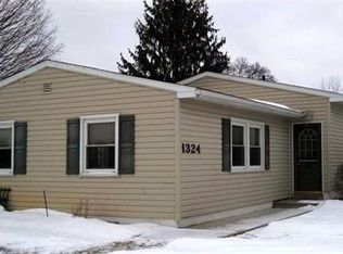 1324 Jewell Rd, Milan, MI 48160