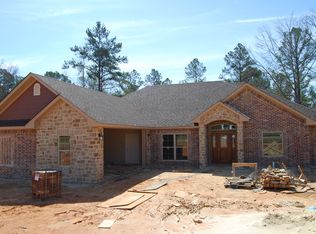 3410 Woodview Ln, Kilgore, TX 75662