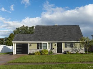 975 Enola Rd, Grand Island, NY 14072