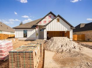 2956 Archer Dr, Bryan, TX 77808