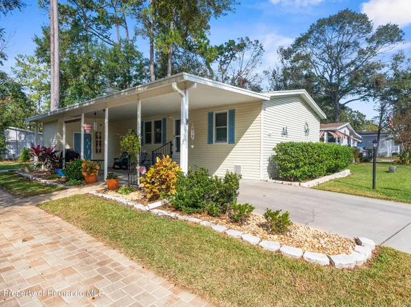 2861 Kingswood Cir, Brooksville, FL 34604