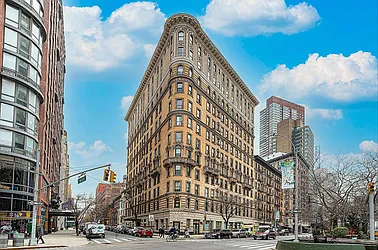 154 West 70th Street #4G in Lincoln Square, Manhattan | StreetEasy