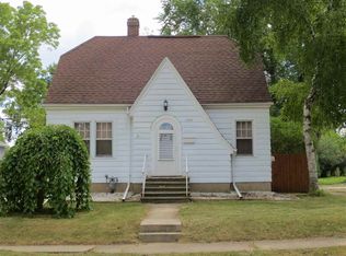 1422 Porlier St, Green Bay, WI 54301