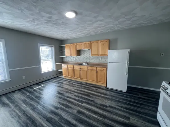 66-68 Star St #2, Pawtucket, RI 02860