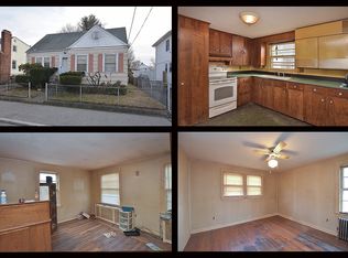 145 Oakland Ave, Pawtucket, RI 02861