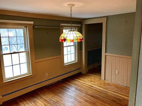 5th image of 50 Highland St