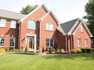 5285 Annandale Ct, Westerville, OH 43082