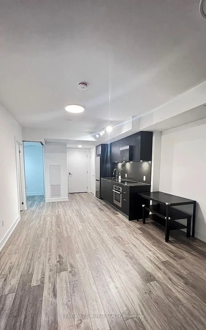 2 bed, $2,550 — Photo 2
