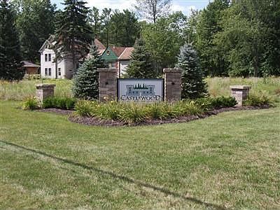 1st image of 21270 Castlewood Dr