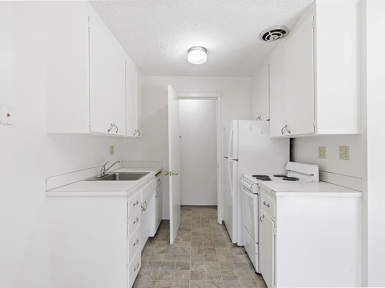 22405 30th Ave S #104 — Photo 9