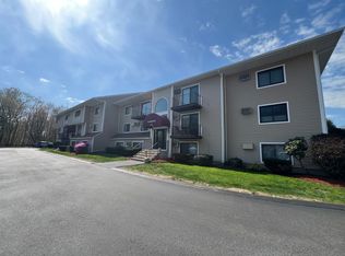 16 Juniper Rd, North Attleboro, MA 02760