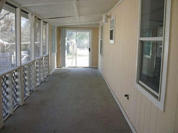 2nd image of 1058 Rolling Oaks Cir