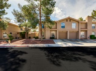 2831 Dawn Crossing Dr, Henderson, NV 89074