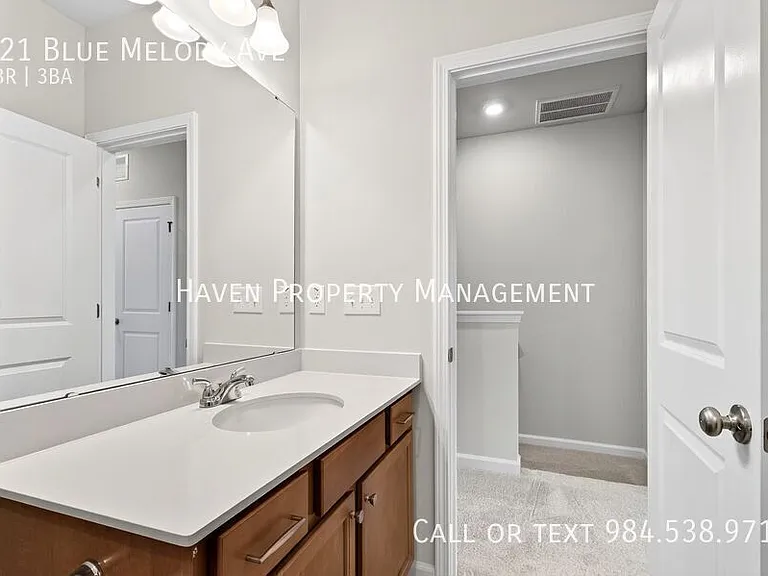 121 Blue Melody Ave — Photo 22