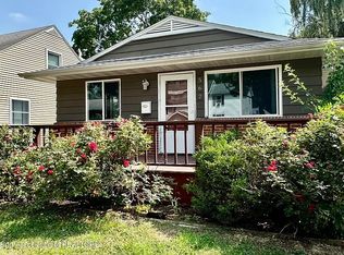 562 Virginia Ave, East Lansing, MI 48823