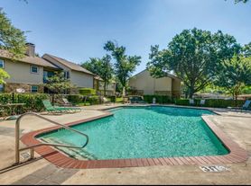 5300 Keller Springs Rd