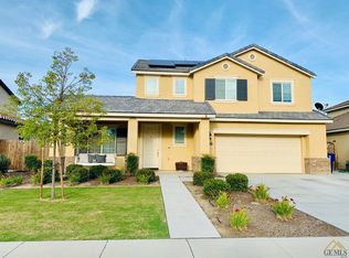 7710 Glisten Way, Bakersfield, CA 93313