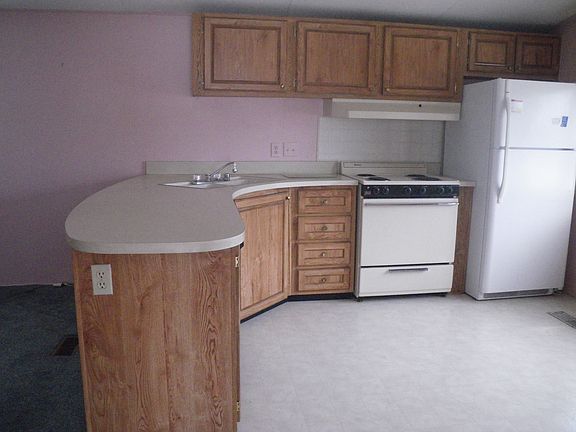 2nd image of 300 SW 7th Ave Unit 94