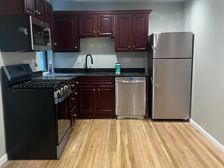 200 Broad St #2B — Photo 6