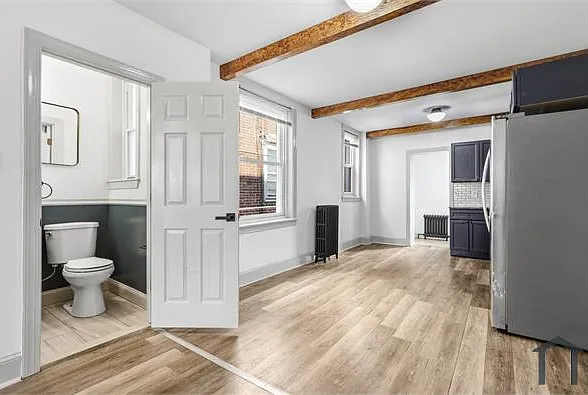 3 bed, $1,100 — Photo 4
