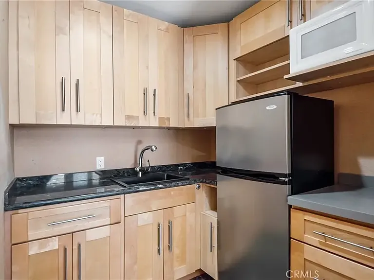 3316 Crest Dr — Photo 44