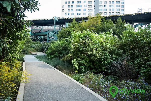 Rented by The KCI Group | media 59