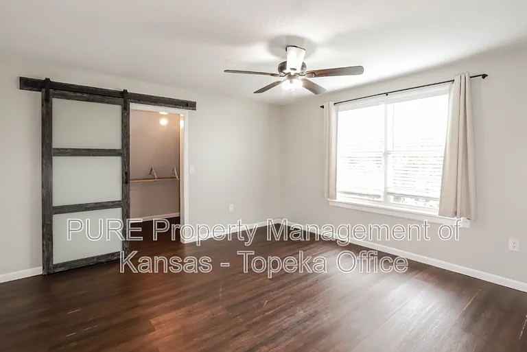 1016 SW College Ave — Photo 28