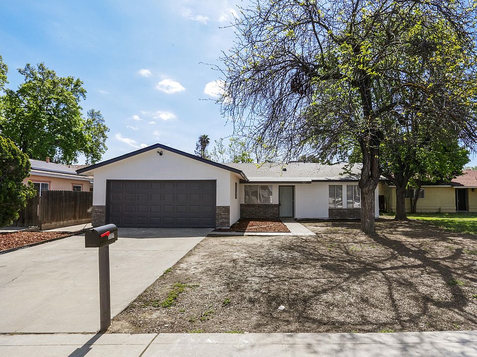 1st image of 3327 W College Ct