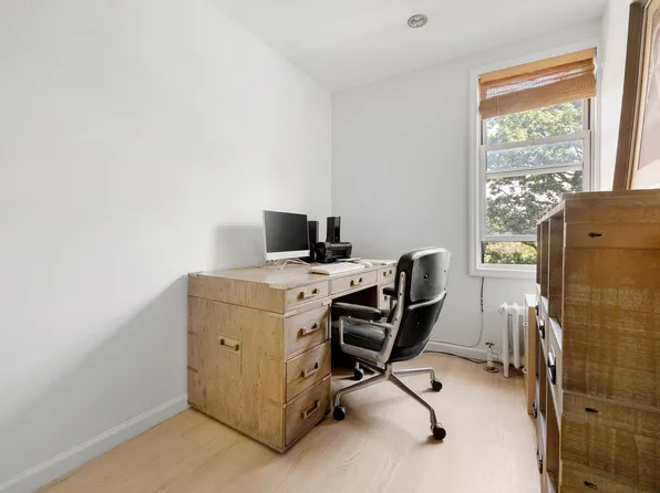 138 Wakeman Place image 22 of 35