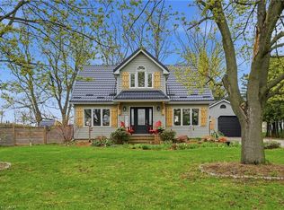 27 Blossom Ave, Brant, ON N3T 5L9
