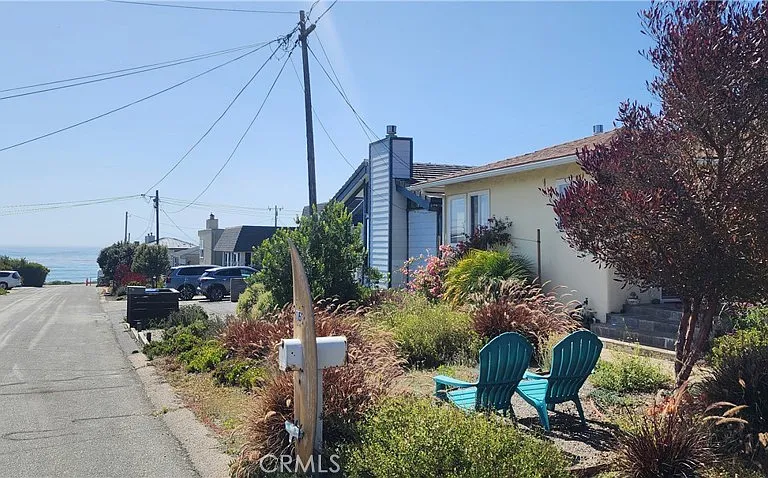 265 Chatham Ln — Photo 3