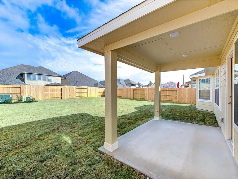 21514 Pachino Ln — Photo 41