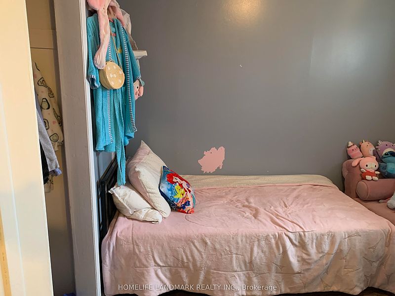 Ajax House for rent - 4 Bedrooms — photo 14
