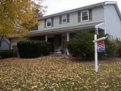 1525 Brentwood Ln, Wheaton, IL, 60189