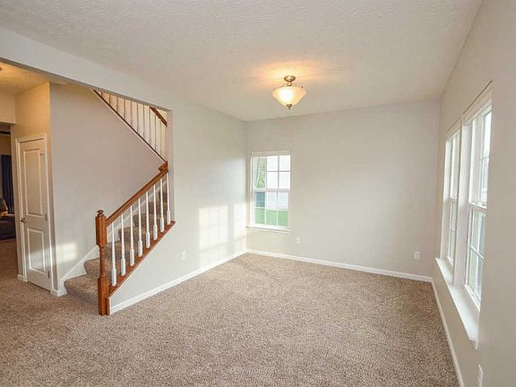 2nd image of 1959 Meadowsweet Dr
