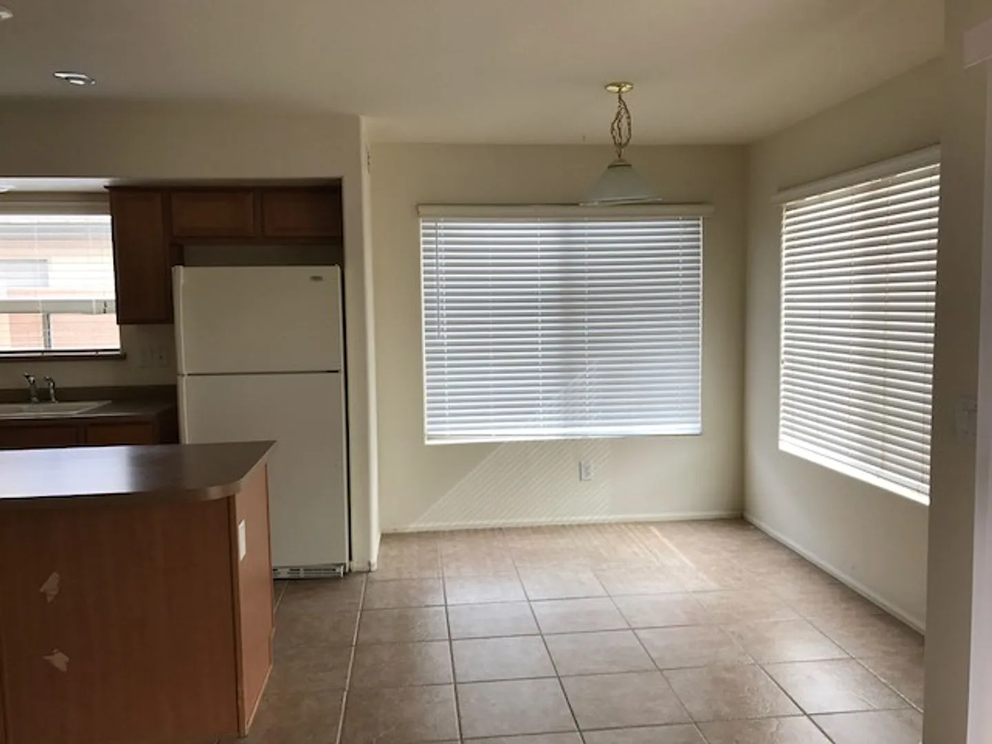 4 Bedroom, 2.5 bath home in Rancho El Dorado — Photo 4