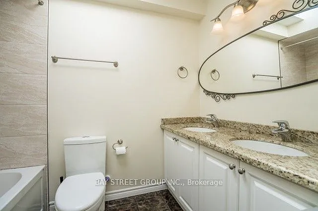 137 Helendale Ave — Photo 9