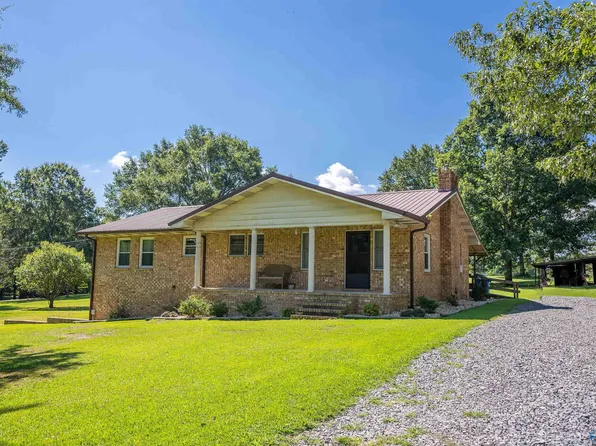 126 Gilbreath St, Crossville, AL 35962