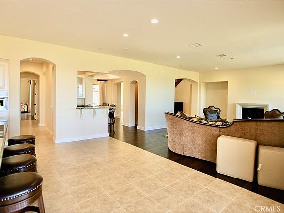3rd image of 41907 Arbor Glen Dr