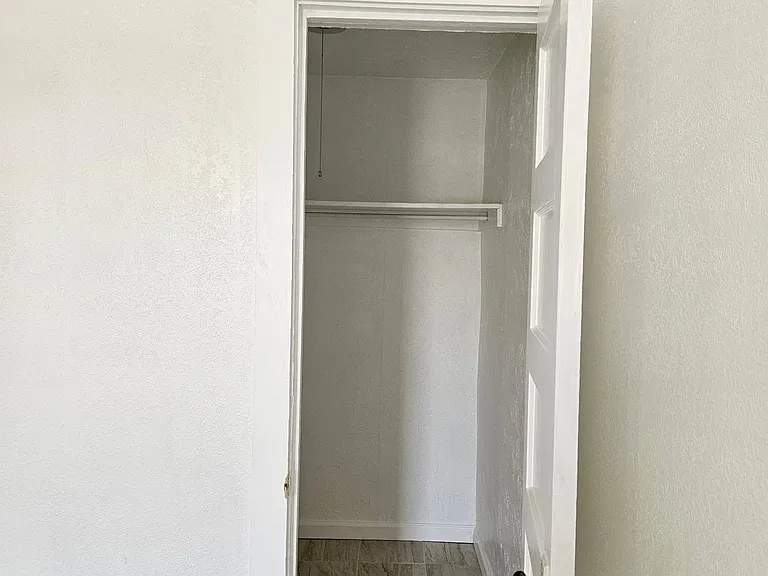 655 E Carico St #8-B — Photo 3