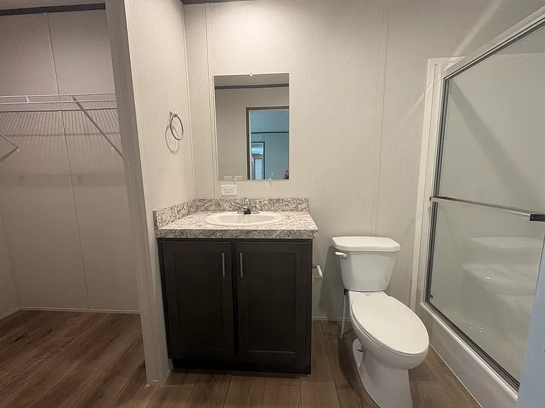 223 Lexington Dr — Photo 13