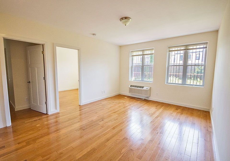 1st image of 68 Jefferson St APT 1B