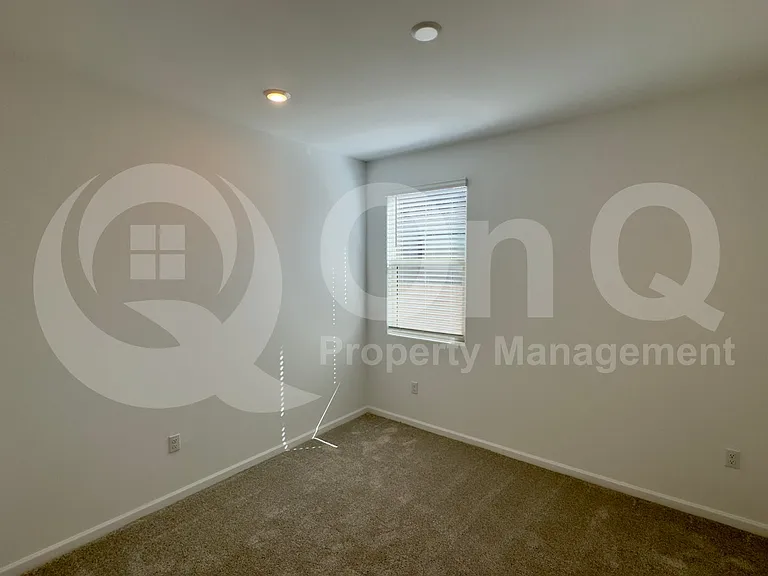 7448 S Camino Cardal — Photo 13