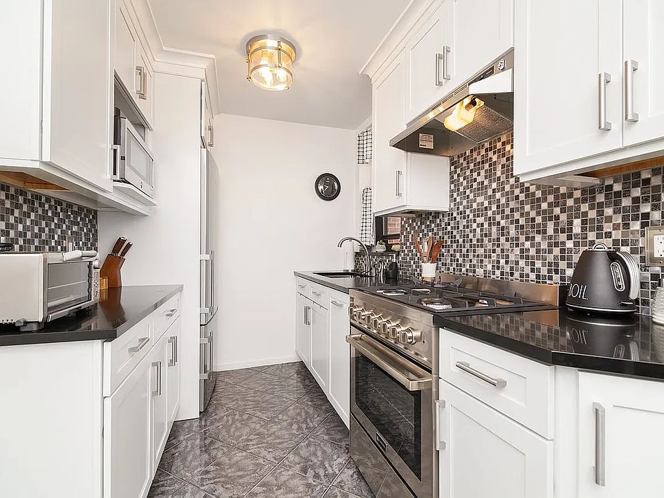 1st image of 6730 Dartmouth St APT 7N