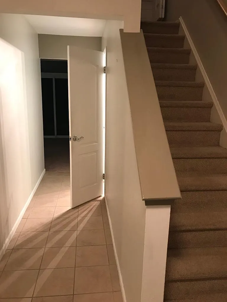 3 bed, 1214 sqft, $2,360 — Photo 3