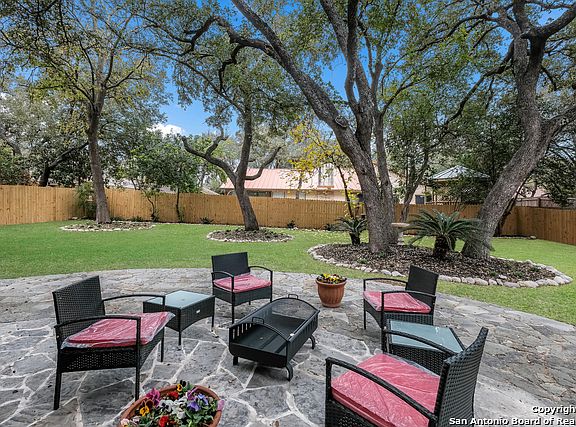 5th image of 3523 Hunters Cir
