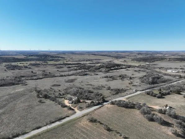 41034 County Street 2720, Cement, OK 73017