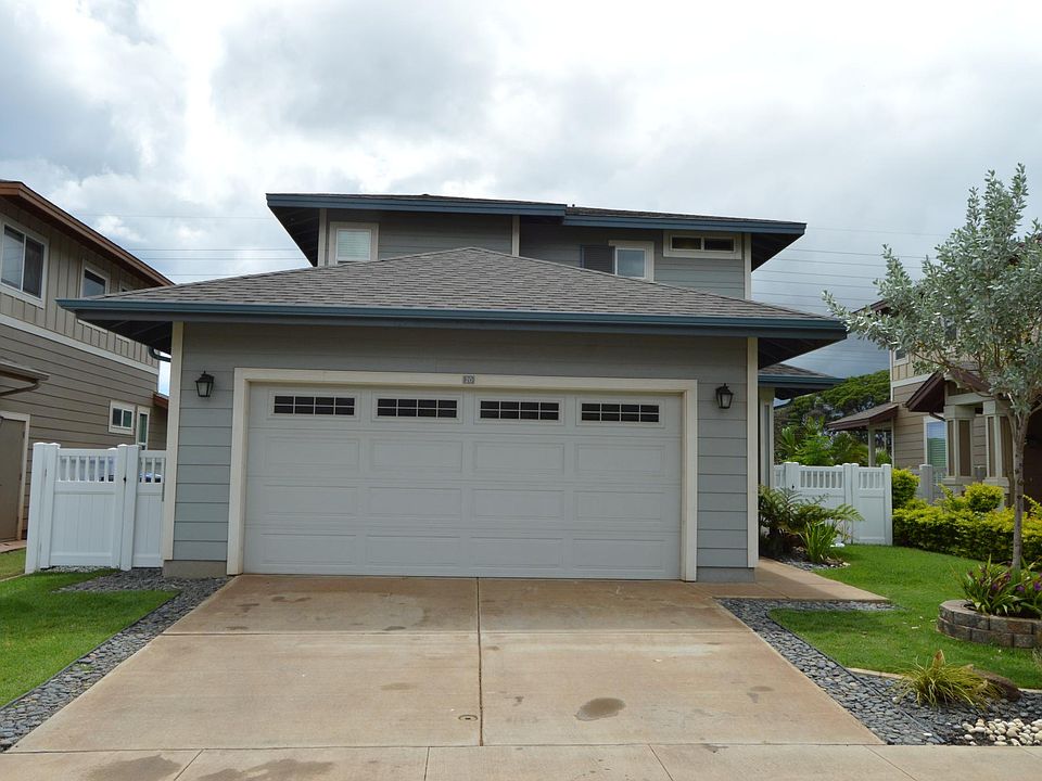 2 car garage & 2 car drive way ramp